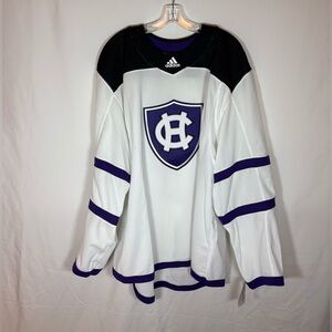 Adidas MiC Holy Cross Crusaders MiC Made In Canada Hockey Jersey Size 58
